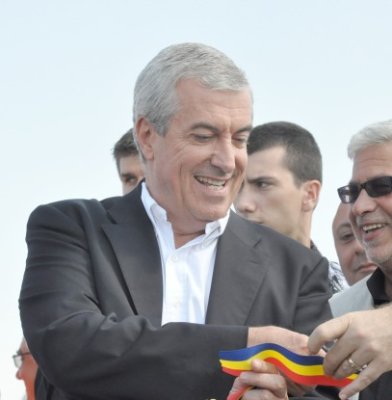 Tăriceanu: Klaus Iohannis e un impostor